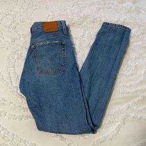 Levi’s 501 Skinny Jeans